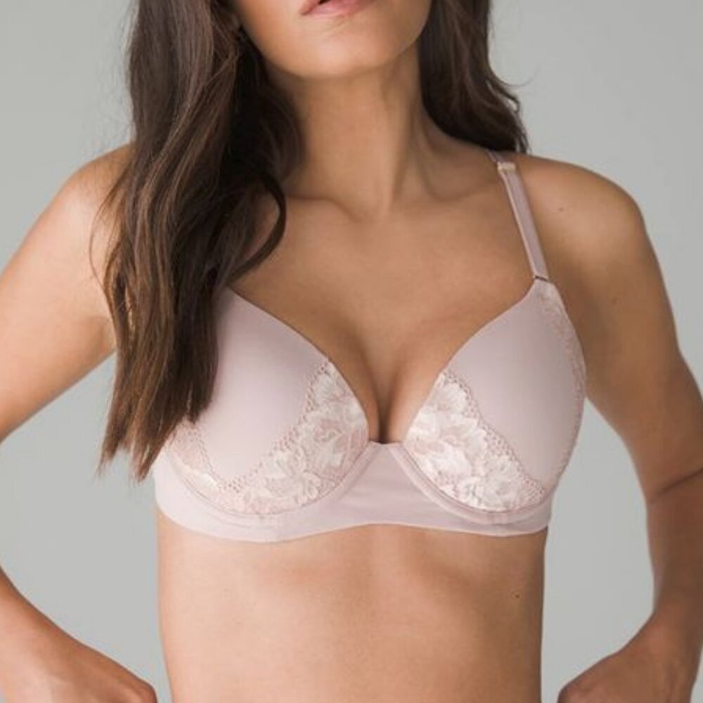 NWT Soma size 38DDD/F Embraceable signature lace perfect coverage bra porcelain